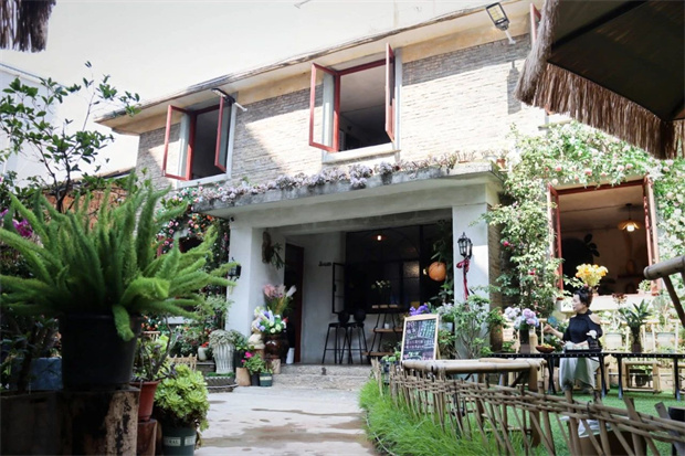 云南旅游,云南旅行社,云南團建公司,云南策劃公司,云南會議會展,昆明旅游,昆明旅行社,昆明策劃公司,昆明會議會展：香海小院，藏在昆明這個縣城里的“小巷人家”……